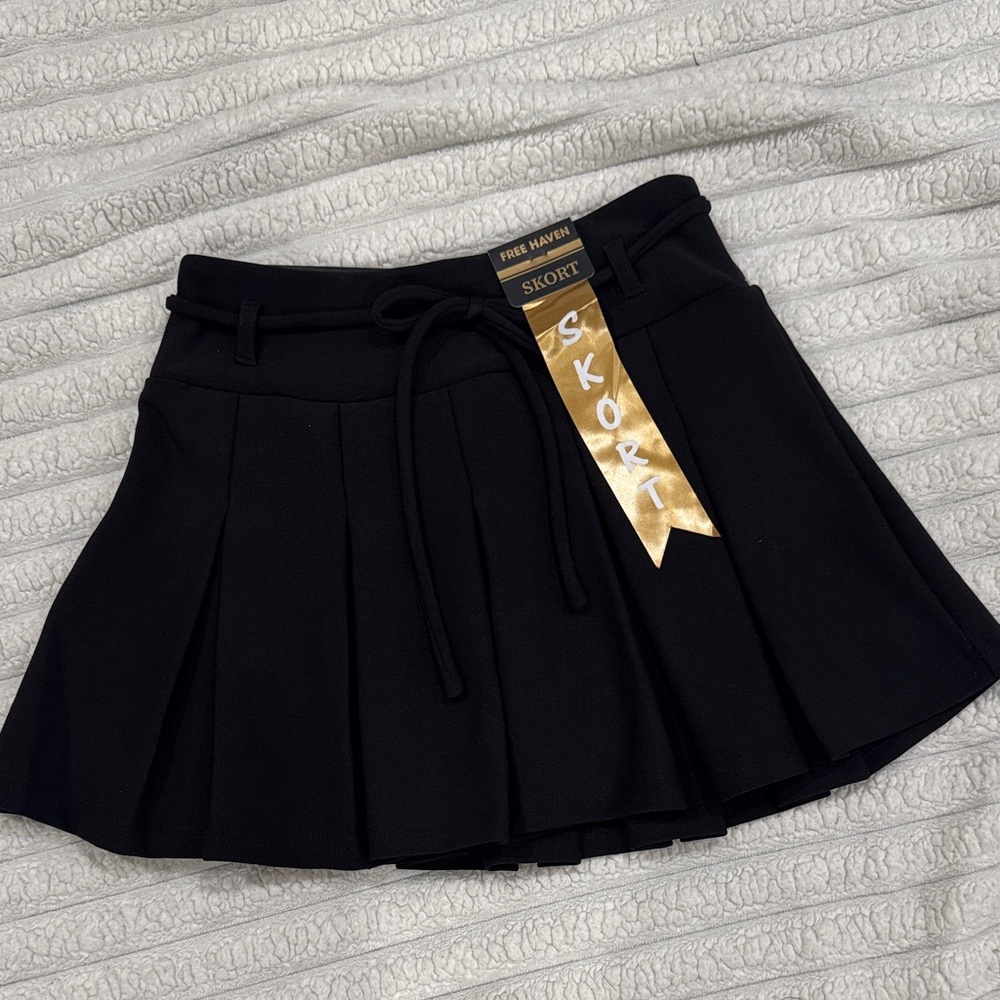 🖤Free Haven Mini Skort